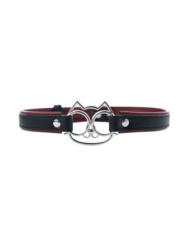 Adjustable collar with cat face.