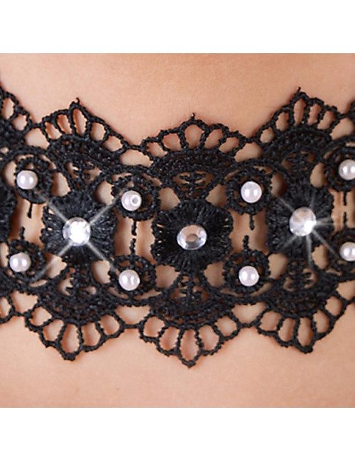 Embroidered Choker+Rhinestones