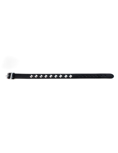 Adjustable collar