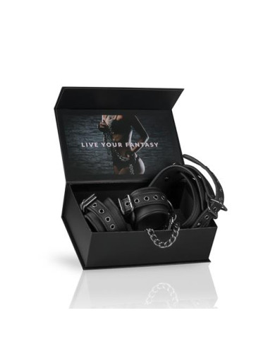 Kajdanki-Leather Collar With Handcuffs
