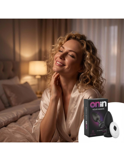 Vibrating butt plug