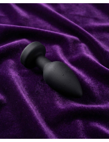 Vibrating butt plug