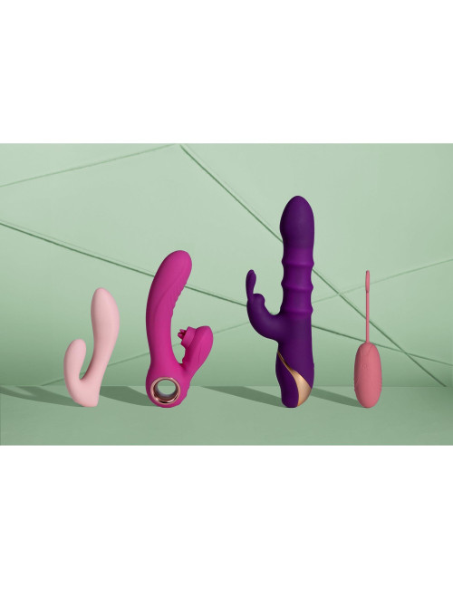Tongue Flickering and Heating Rabbit Vibrator