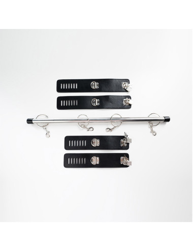 Spreader bar with wrist and ankle cuffs