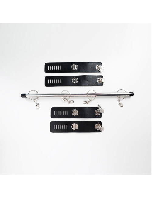 Spreader bar with wrist and ankle cuffs