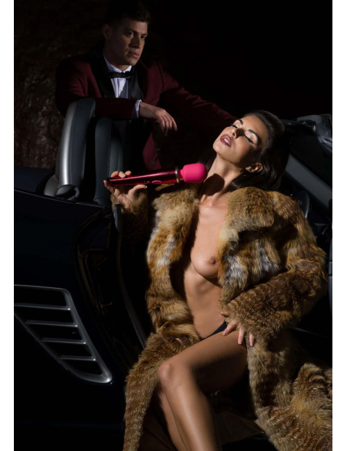 Caresse PRO Wand Massager red